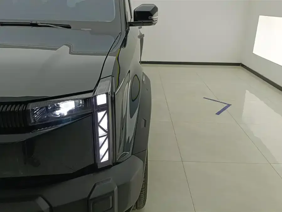 iCAR 03 iCAR 03 2024 401km 2WD Standard Advanced Edition 2025 — миниатюра 2