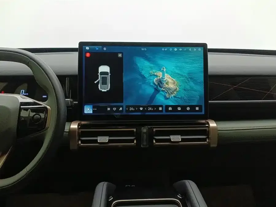 iCAR 03 iCAR 03 2024 401km 2WD Standard Advanced Edition 2025 — миниатюра 4