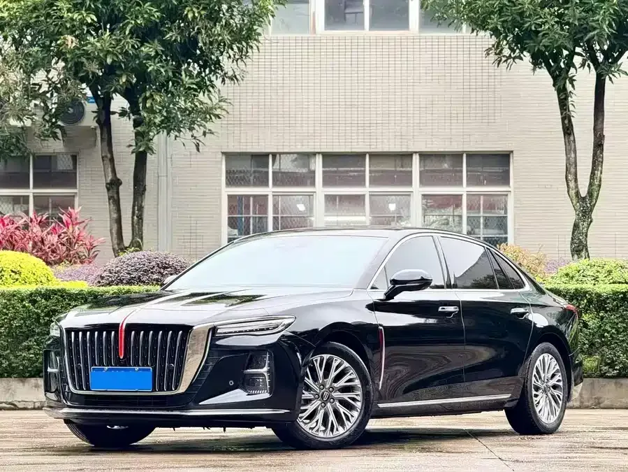Hongqi H5 Hongqi H5 2023 2.0T Automatic Intelligent Connected Flag Edition 2022 — фото 1, купить с доставкой в Москву