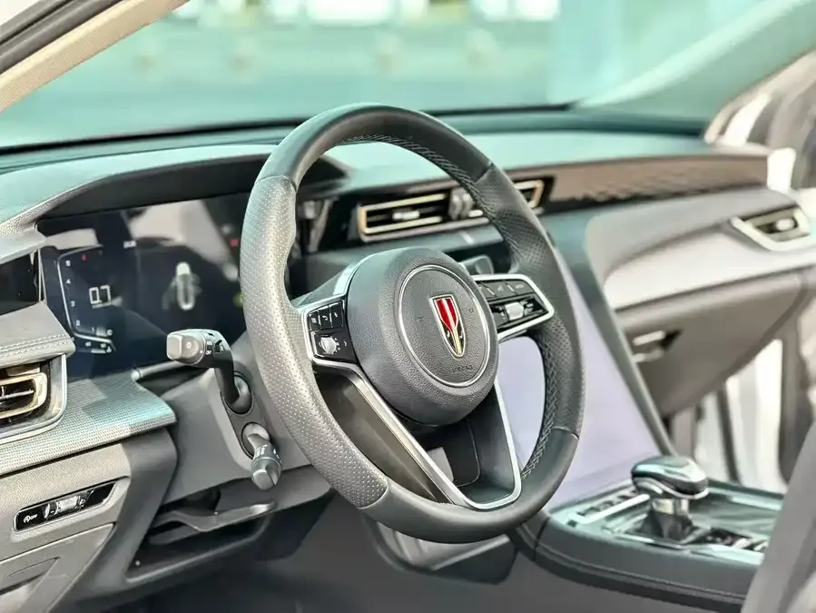 Hongqi H5 Hongqi H5 2023 1.5T DCT Zhilian Qiyun Edition 2023 — миниатюра 2
