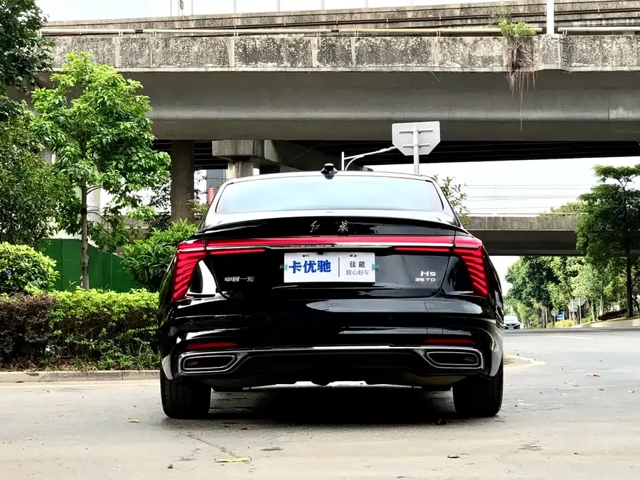 Hongqi H5 Hongqi H5 2024 1.5T DCT Zhilian Qiyun Edition 2023 — миниатюра 2