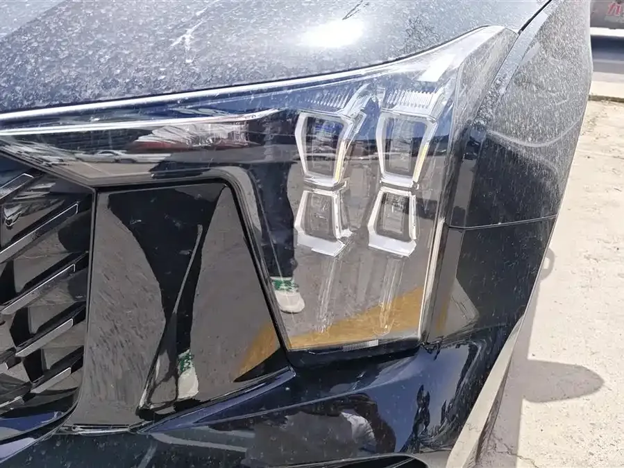 GAC Trumpchi GS8 Trumpchi GS8 2024 Navigator Series 2.0TGDI 2WD Luxury Intelligent Connected Edition 7-Seater 2023 — миниатюра 2