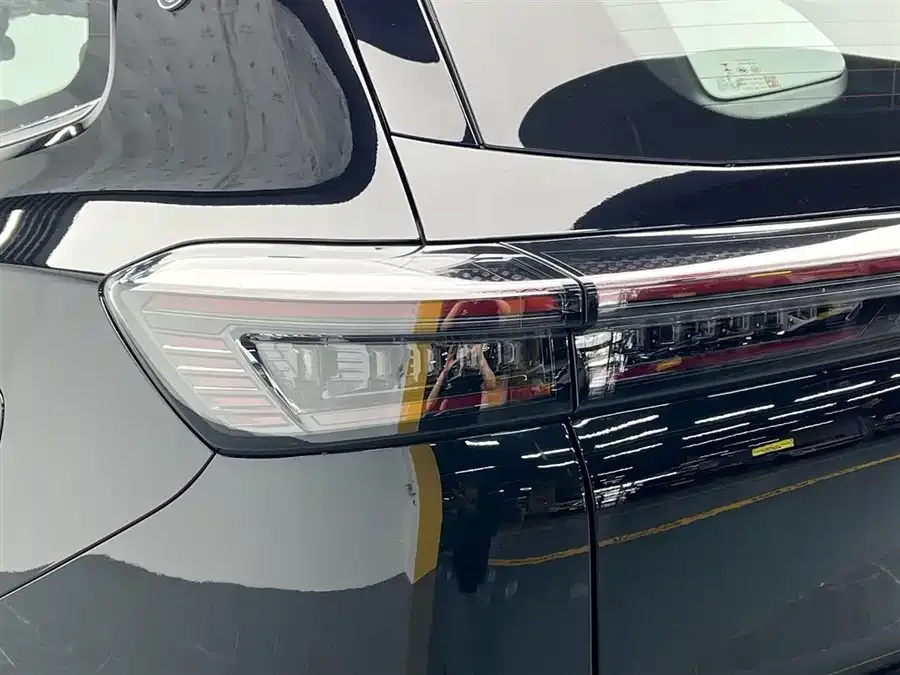 Chery Tiggo 8 PLUS Chery Tiggo 8 PLUS 2025 290TGDI DCT Pro Edition 2026 — миниатюра 5