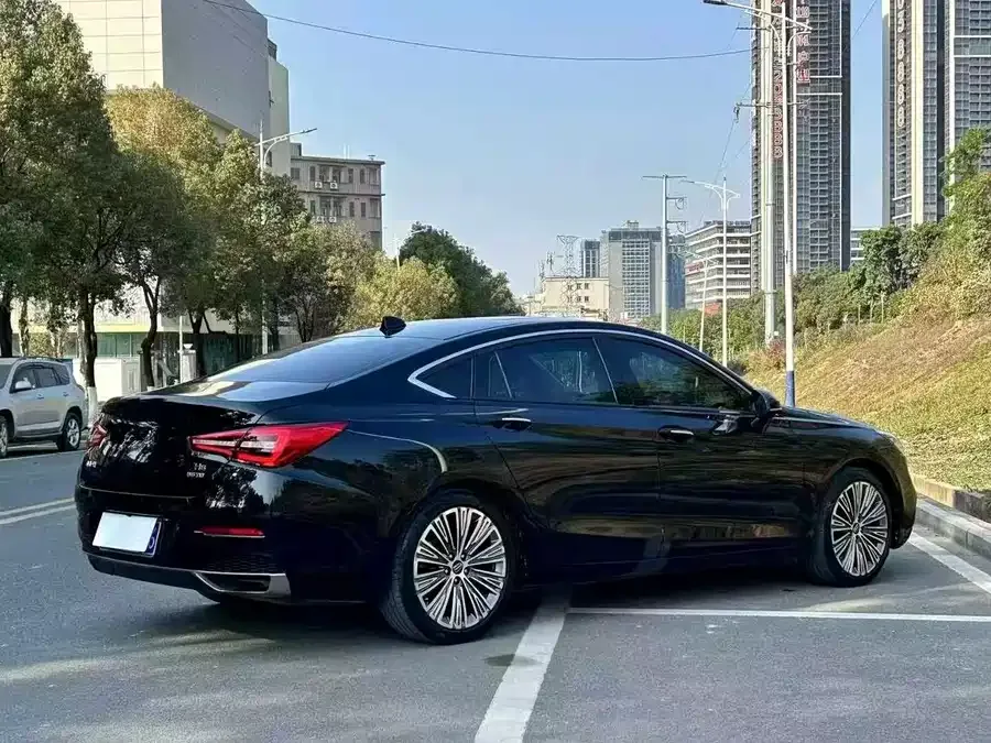 Hongqi H5 Hongqi H5 2022 Classic 1.8T Automatic Intelligent Connection Flagship Edition 2022 — миниатюра 2