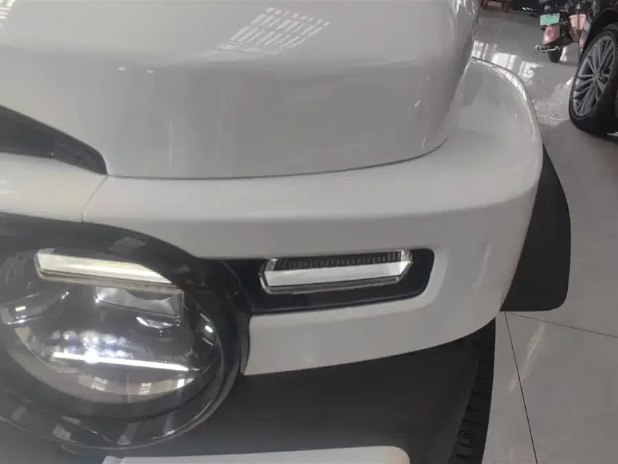 iCAR Super V23 iCAR Super V23 2025 401 Two-Wheel Drive Advanced Edition 2025 — миниатюра 2