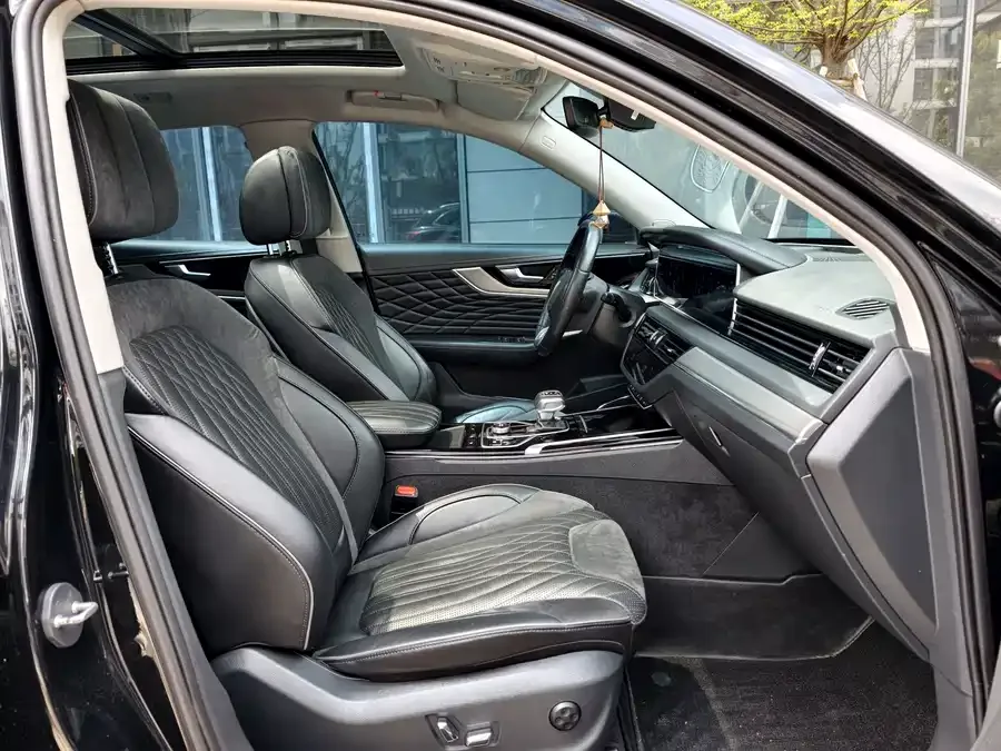 Hongqi HS5 Hongqi HS5 2022 2.0T Zhilian Flagship Edition 2022 — миниатюра 4