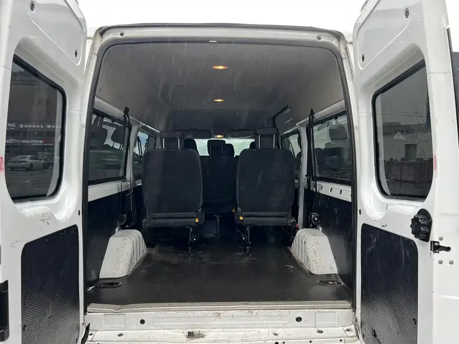 Jiangling Fushun Jiangling Fushun 2023 2.0T manual center axle center roof commercial multi-purpose passenger car 7 seats 2024 — миниатюра 2