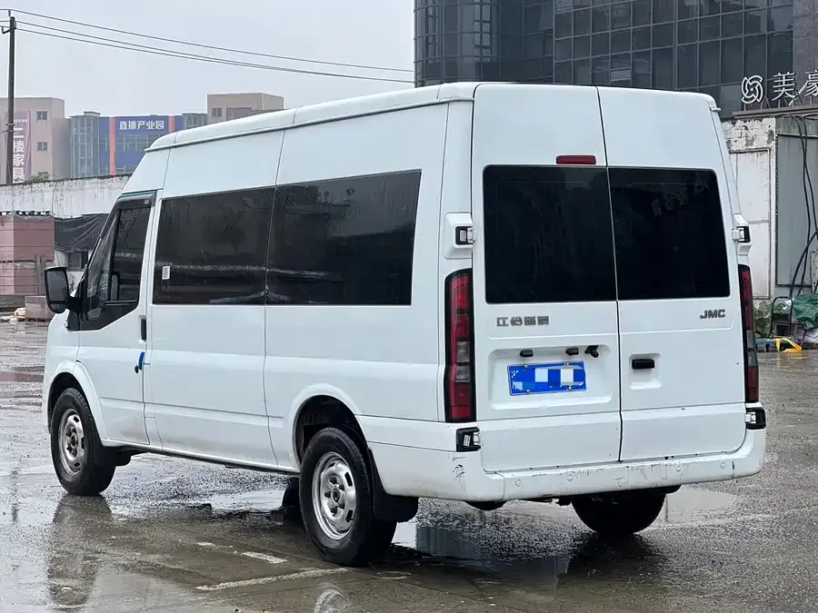 Jiangling Fushun Jiangling Fushun 2023 2.0T manual center axle center roof commercial multi-purpose passenger car 7 seats 2024 — миниатюра 4
