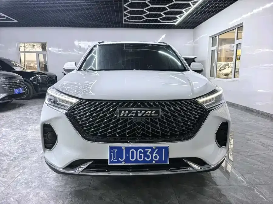 Haval M6 Haval M6 2021 PLUS 1.5T DCT Comfort Edition 2022 — фото 1, купить с доставкой в Москву