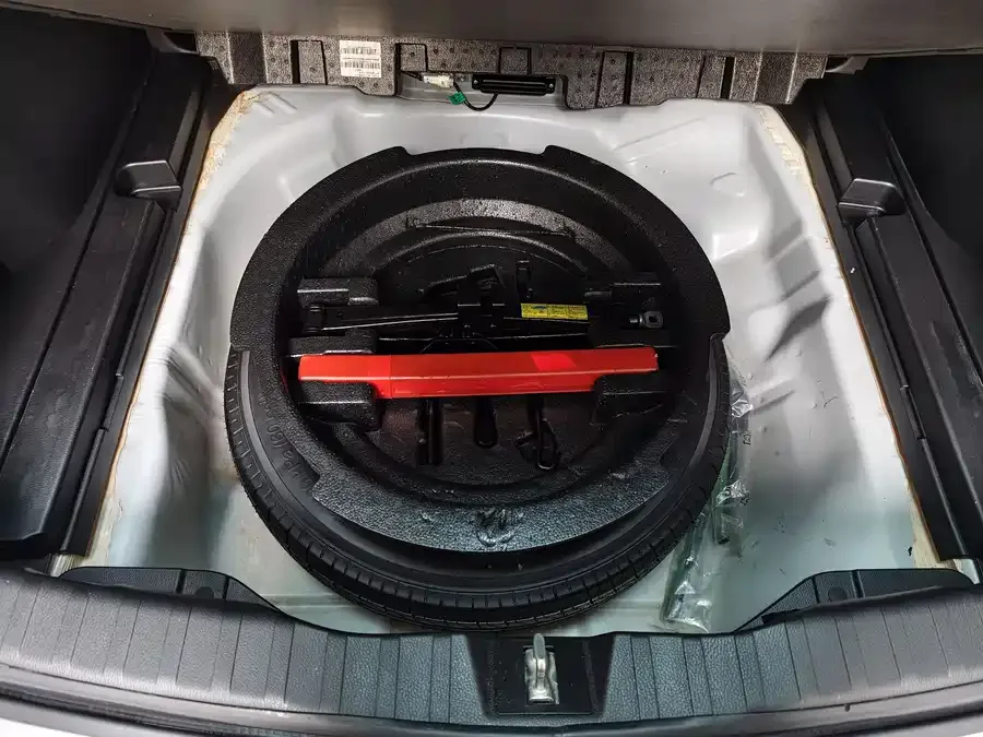 Haval M6 Haval M6 2023 PLUS 1.5T DCT Luxury Smart Connected Edition 2023 — миниатюра 5