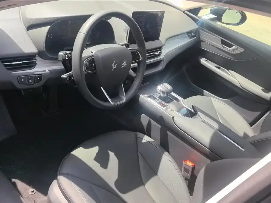 Hongqi E-QM5 Hongqi E-QM5 2024 610km PLUS 2024 — миниатюра 3