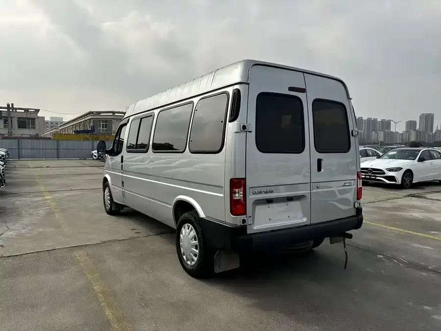 Jiangling special Teshun 2020 2.8T business type long axis mid-roof 9-seater National VI JX493 2023 — миниатюра 3