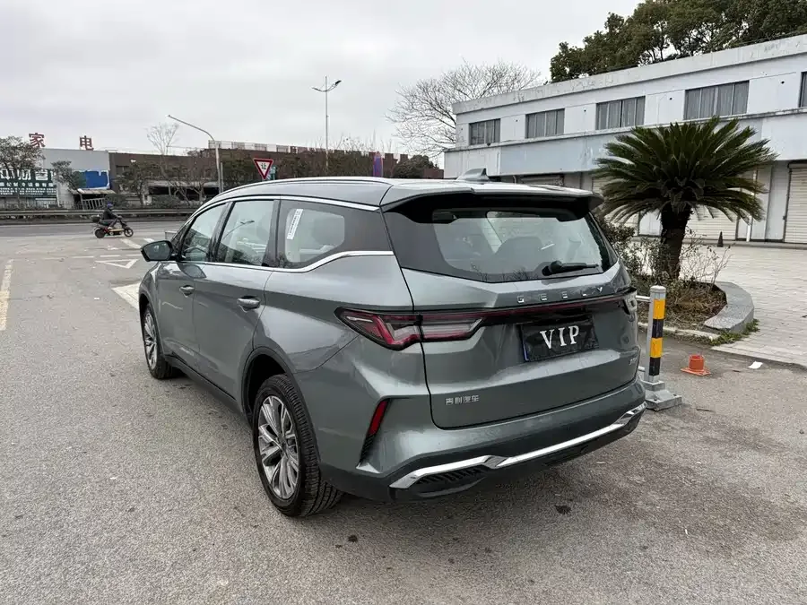 Geely Jiaji Jiaji 2023 Jiaji L 1.5TD DCT Premium Edition 2022 — миниатюра 4