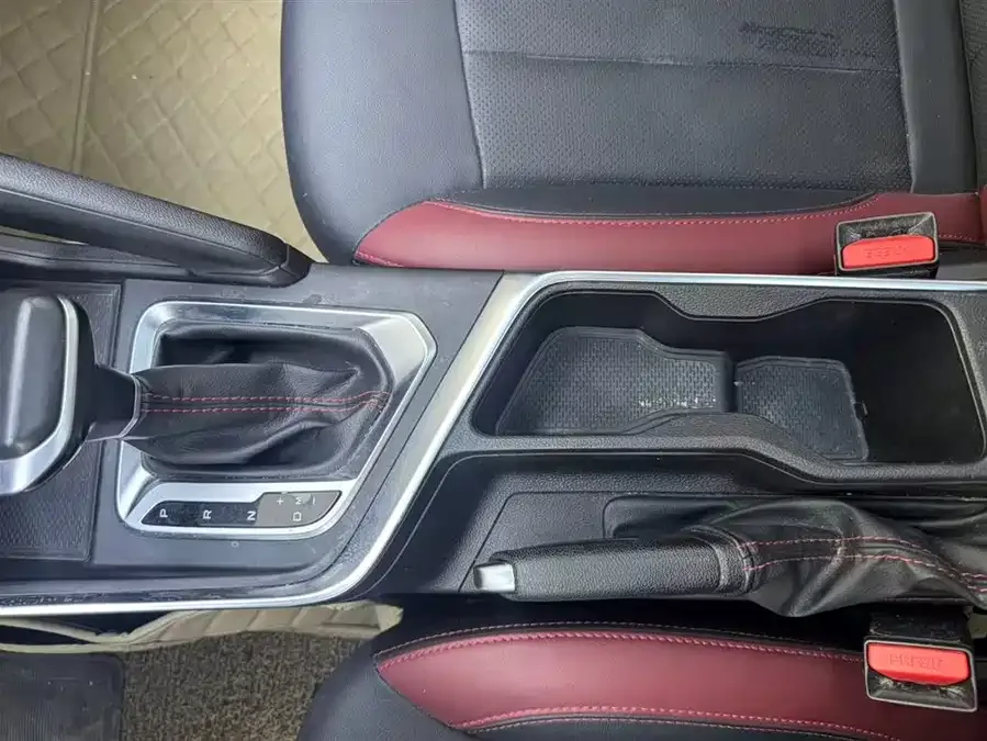 Geely Vision X3 Vision X3 2021 PRO 1.5L CVT Premium Edition 2022 — миниатюра 3