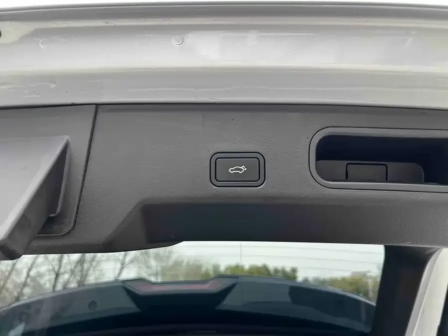 Geely Atlas L Boyue L 2023 2.0TD DCT flagship model 2023 — миниатюра 3