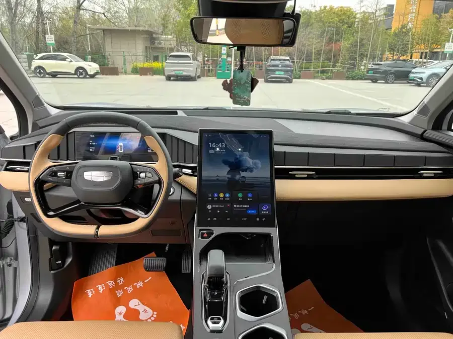 Geely Atlas L Boyue L 2023 2.0TD DCT flagship model 2023 — миниатюра 5