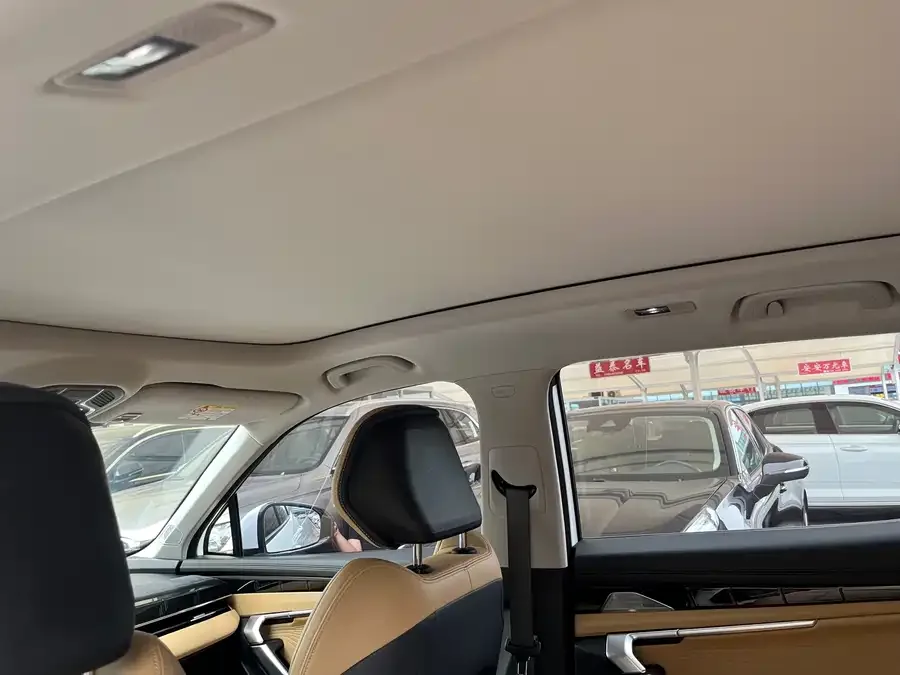 Geely Atlas L Boyue L 2023 2.0TD DCT Premium Edition 2023 — миниатюра 4