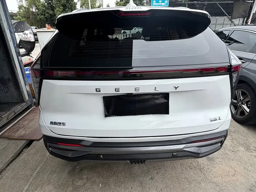 Geely Atlas L Boyue L 2023 1.5TD DCT Premium Edition 2024 — миниатюра 4