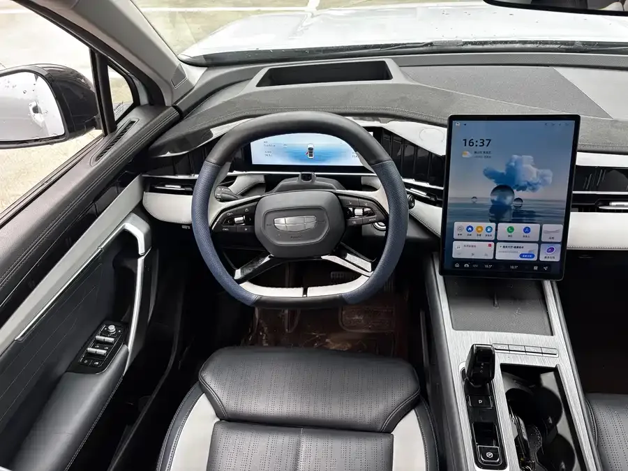 Geely Atlas L Boyue L 2024 1.5TD DCT Flagship Edition 2024 — миниатюра 4