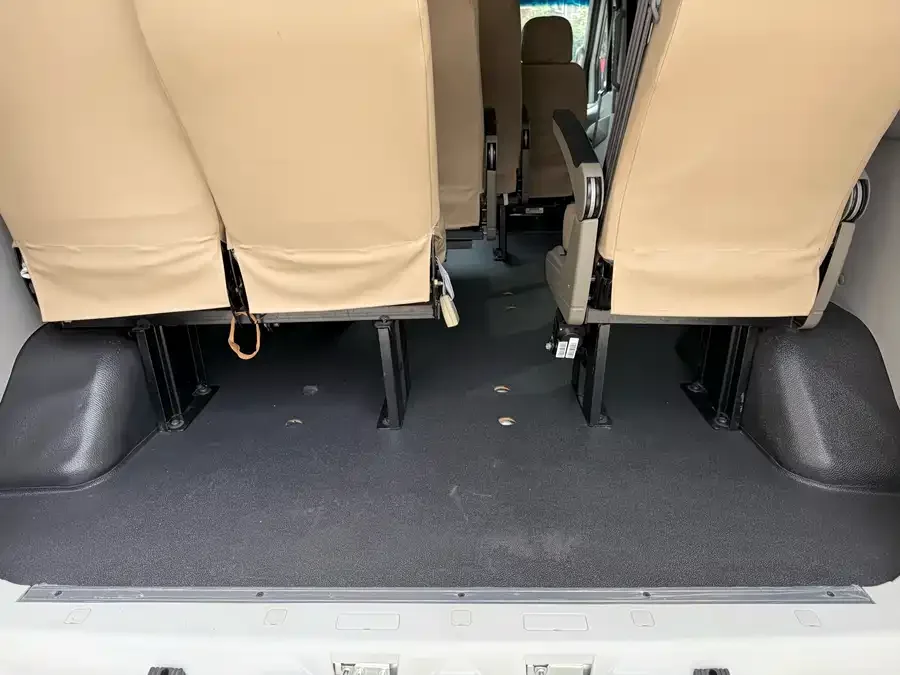 JAC Group Xingrui Xingrui 2023 2.0T 5 series business travel version non-operational 9-seater HFC4DB3-2E4 2025 — миниатюра 5