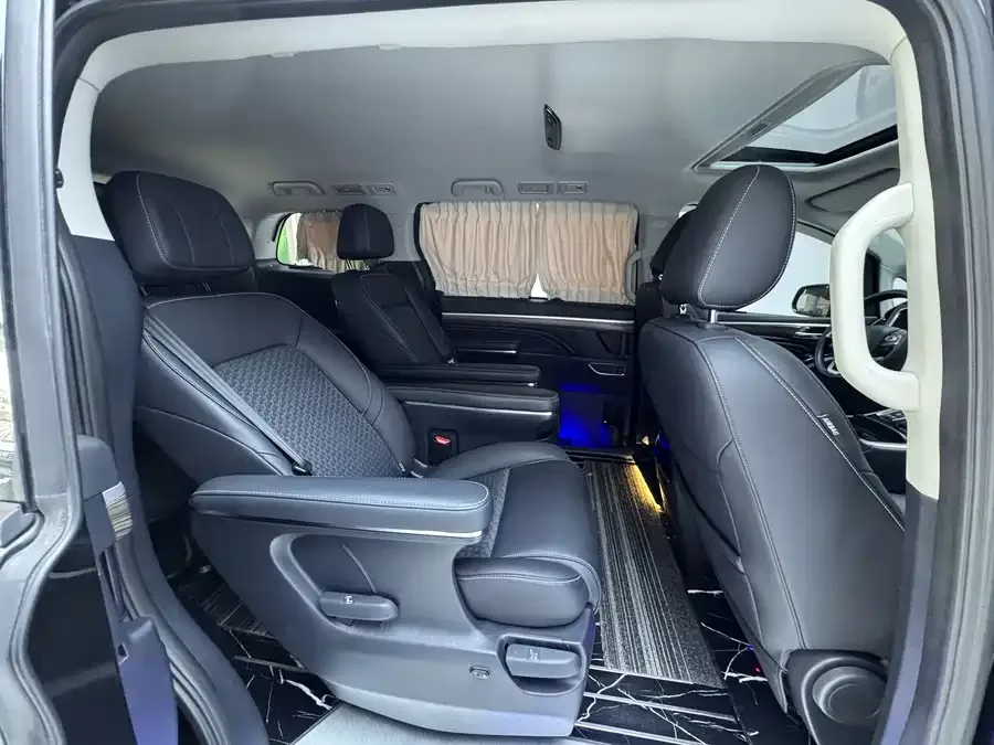 GAC Trumpchi M8 Trumpchi M8 2021 Facelift Lingxiu Series 390T Deluxe Edition 2022 — миниатюра 2