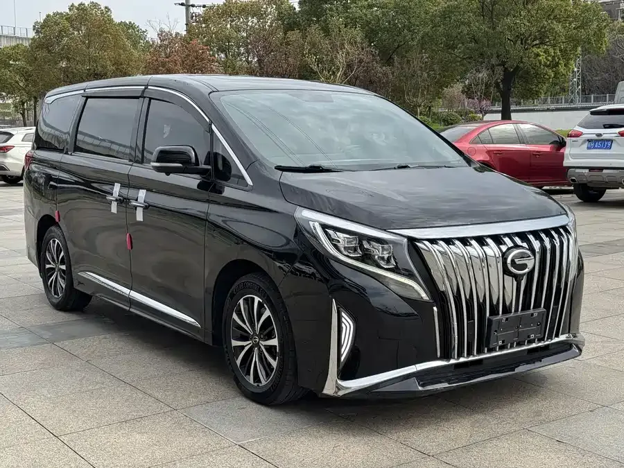 GAC Trumpchi M8 Trumpchi M8 2021 Facelift Lingxiu Series 390T Deluxe Edition 2022 — миниатюра 4