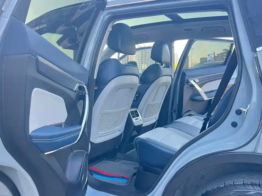 Geely Atlas Boyue 2022 Boyue X 1.8TD DCT Intelligent Edition 2022 — миниатюра 4