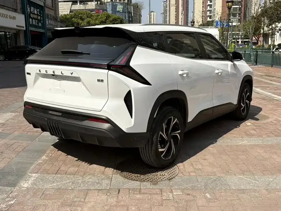 Geely Atlas Boyue 2024 1.5TD Smart Edition 2024 — миниатюра 2