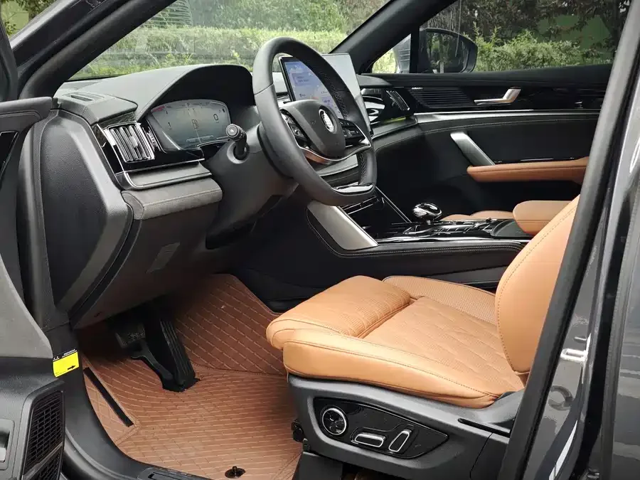 BYD Tang New Energy Tang New Energy 2023 DM-i Champion Edition 112KM Premium Edition 2024 — миниатюра 2