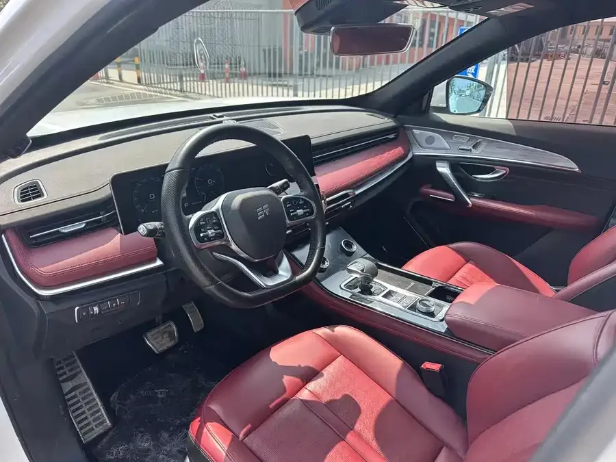 Jetour X70 C-DM JETOUR X70 C-DM 2024 Yuanhang Edition PRO 5 Seaters 2024 — миниатюра 2