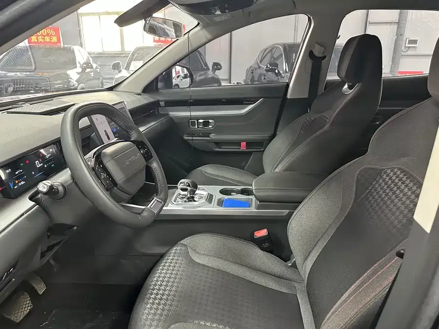 Jetour Dashing JETOUR DASHENG 2025 1.5T DCT Beyond Edition 2025 — миниатюра 3