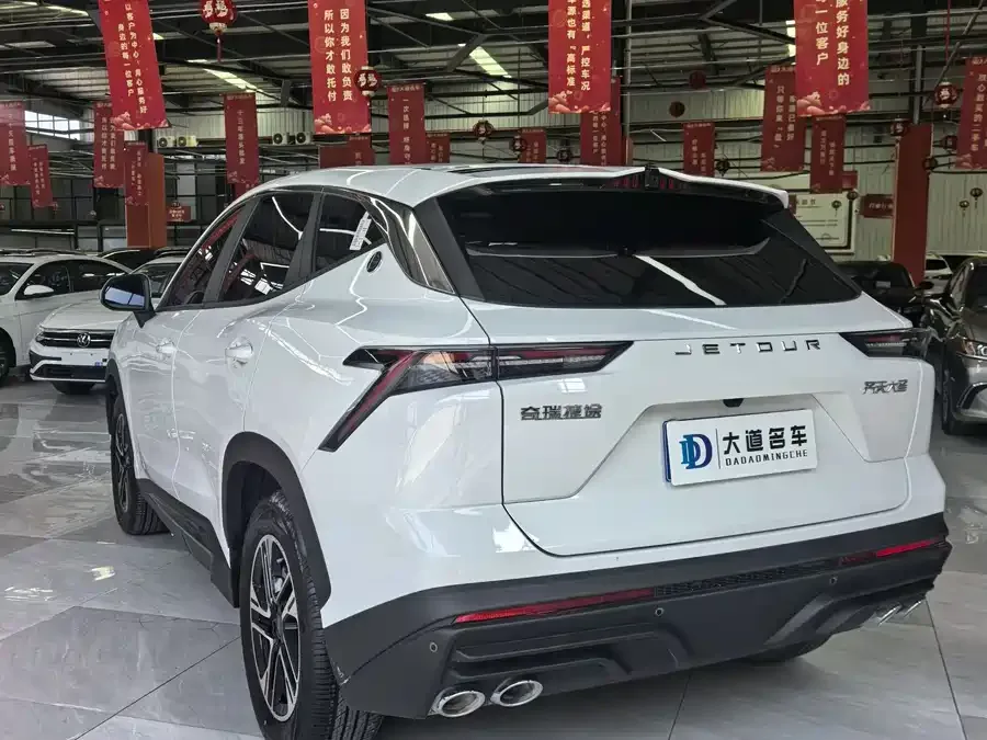 Jetour Dashing Jetour Dasheng 2025 1.5T DCT Luxury Edition 2024 — миниатюра 2