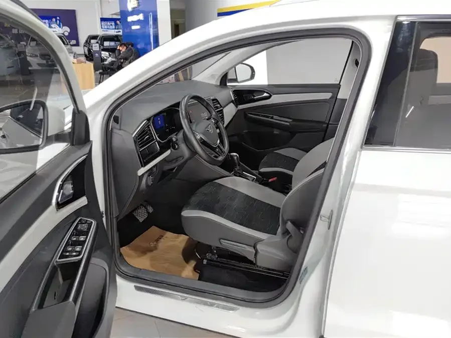 Jetta VS7 Jetta VS7 2023 280TSI automatic aggressive version 2024 — миниатюра 3