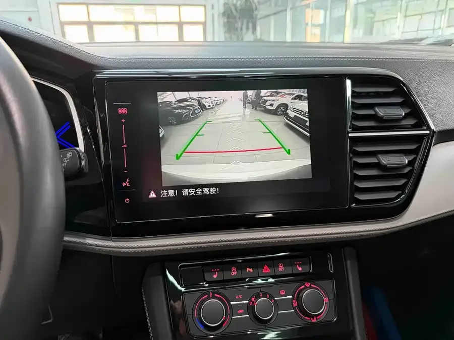 Jetta VS7 Jetta VS7 2022 Panda Edition 1.4T Automatic Enjoy Edition Pro 2023 — миниатюра 4