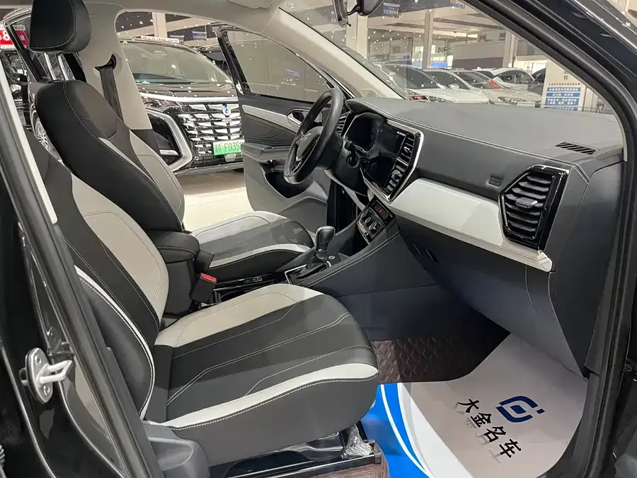 Jetta VS7 Jetta VS7 2024 Qianli Jiangshan 280TSI Automatic Glory Edition 2025 — миниатюра 3