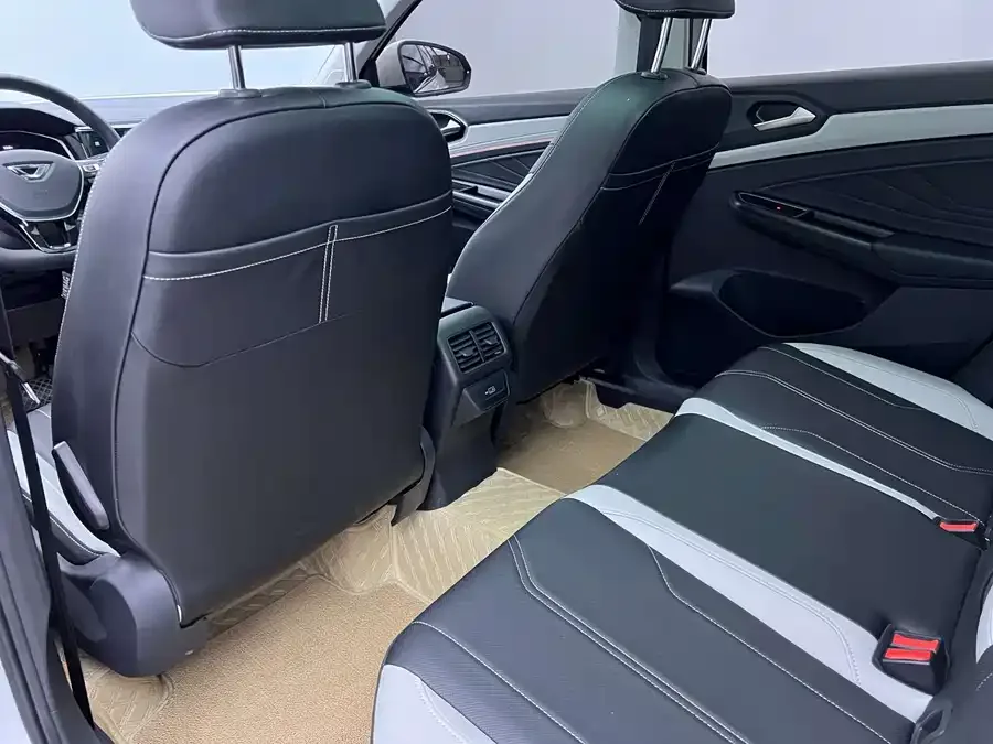 Jetta VS7 Jetta VS7 2024 Qianli Jiangshan 280TSI Automatic Glory Edition 2024 — миниатюра 5
