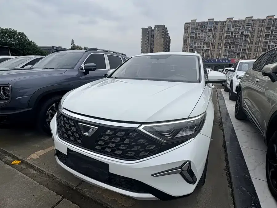 Jetta VS7 Jetta VS7 2023 280TSI automatic aggressive version 2023 — фото 1, купить с доставкой в Москву