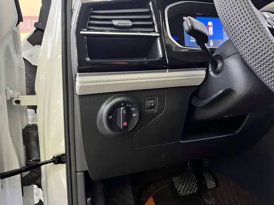 Jetta VS7 Jetta VS7 2023 280TSI Automatic Honor Edition 2024 — миниатюра 4