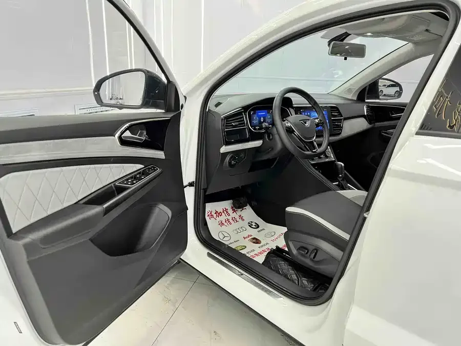 Jetta VS7 Jetta VS7 2022 Panda Edition 1.4T Automatic Enjoy Edition Pro 2023 — миниатюра 4
