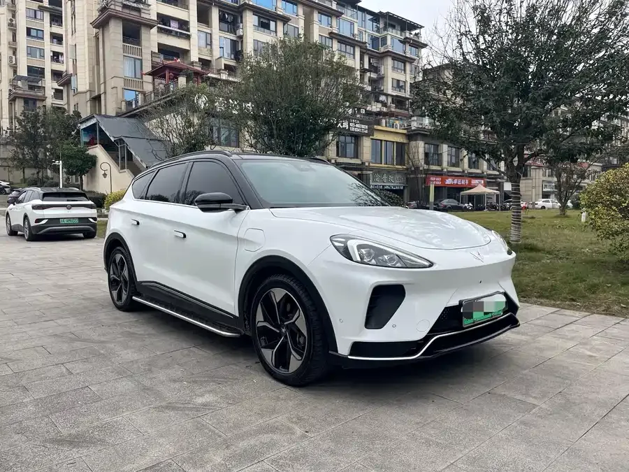 ARCFOX Alpha S Alpha S 2022 708S+ 160kW 2022 — миниатюра 3