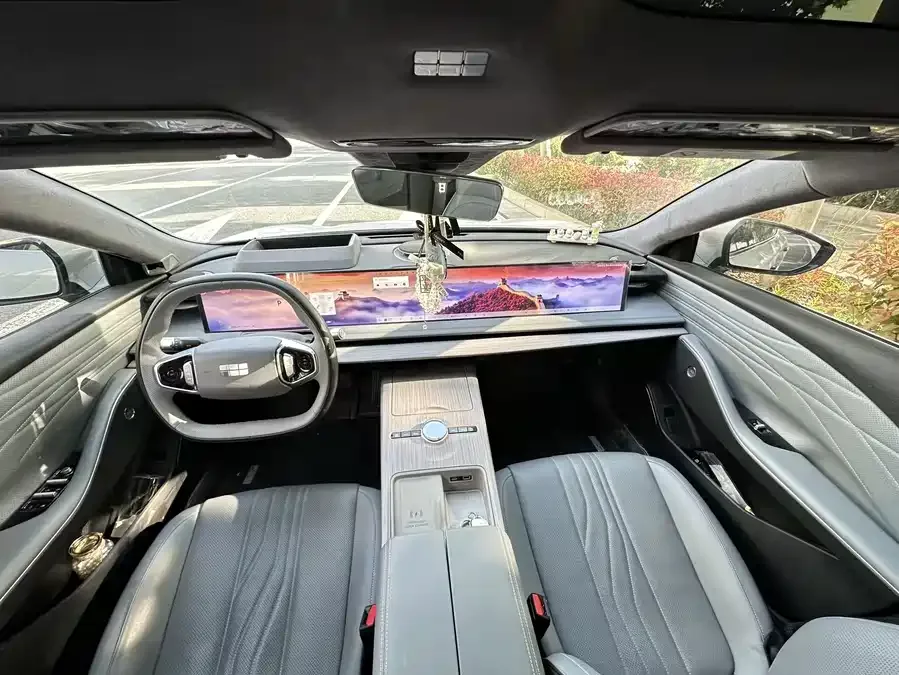 Geely Galaxy E8 Galaxy E8 2024 665km RWD Starship Long Range Edition 2024 — миниатюра 2