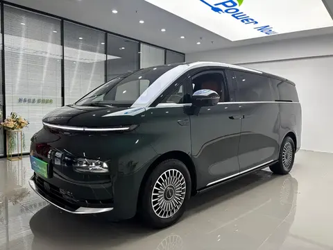 Geely Yizhen L380 2025 купить в Москве