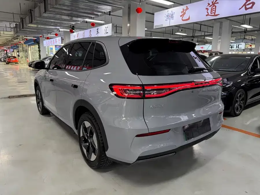 Geely Galaxy E5 Galaxy E5 2024 440km Explorer Edition 2024 — миниатюра 3