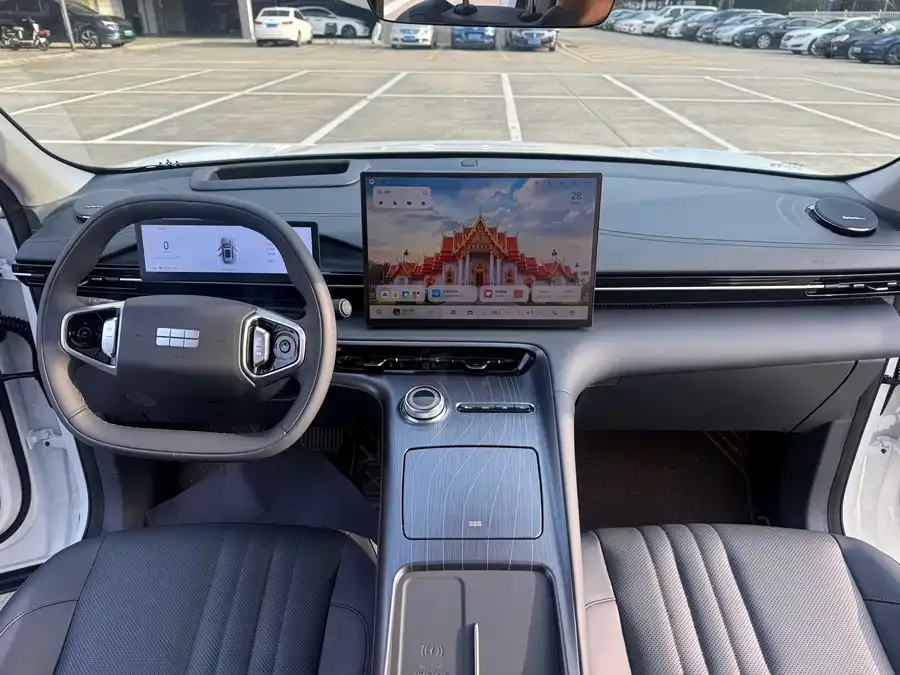 Geely Galaxy E5 Galaxy E5 2026 530km Explorer Edition 2026 — миниатюра 5
