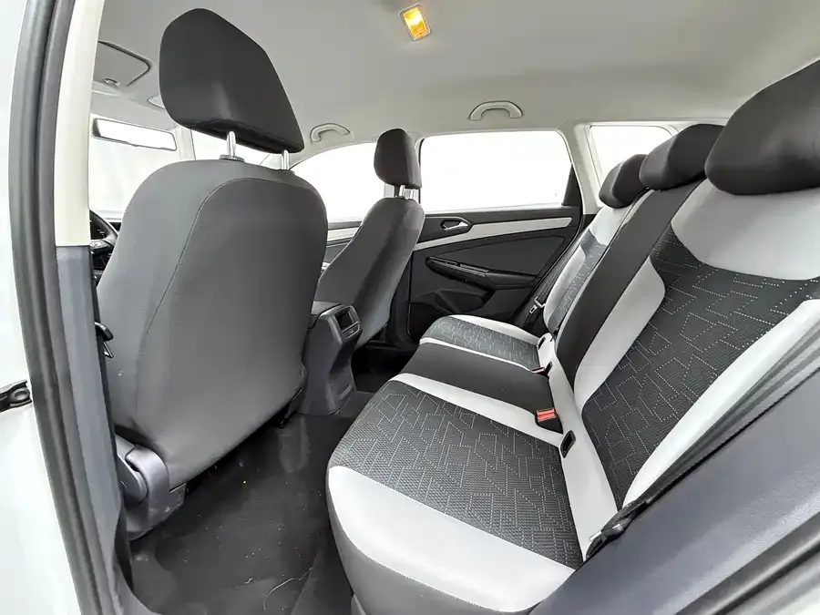 Jetta VS5 Jetta VS5 2023 280TSI Automatic Progressive Edition 2024 — миниатюра 3