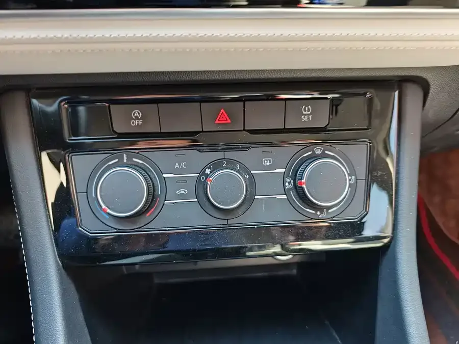 Jetta VS5 Jetta VS5 2023 280TSI Automatic Progressive Edition 2023 — миниатюра 4