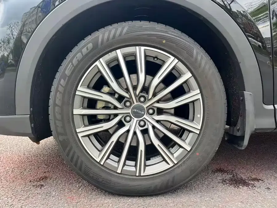 Jetour X70 PLUS JETOUR X70 PLUS 2024 Champion Edition 1.5T DCT Champion PRO 5 Seaters 2025 — миниатюра 4