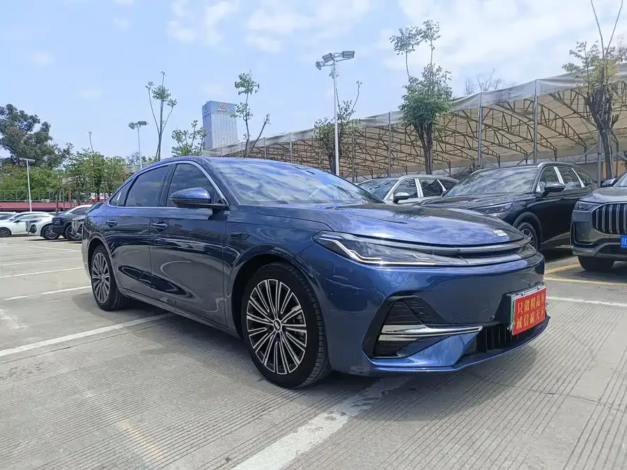 Geely Galaxy A7 Galaxy A7 2025 EM-i 150km Starship Edition 2026 — миниатюра 3