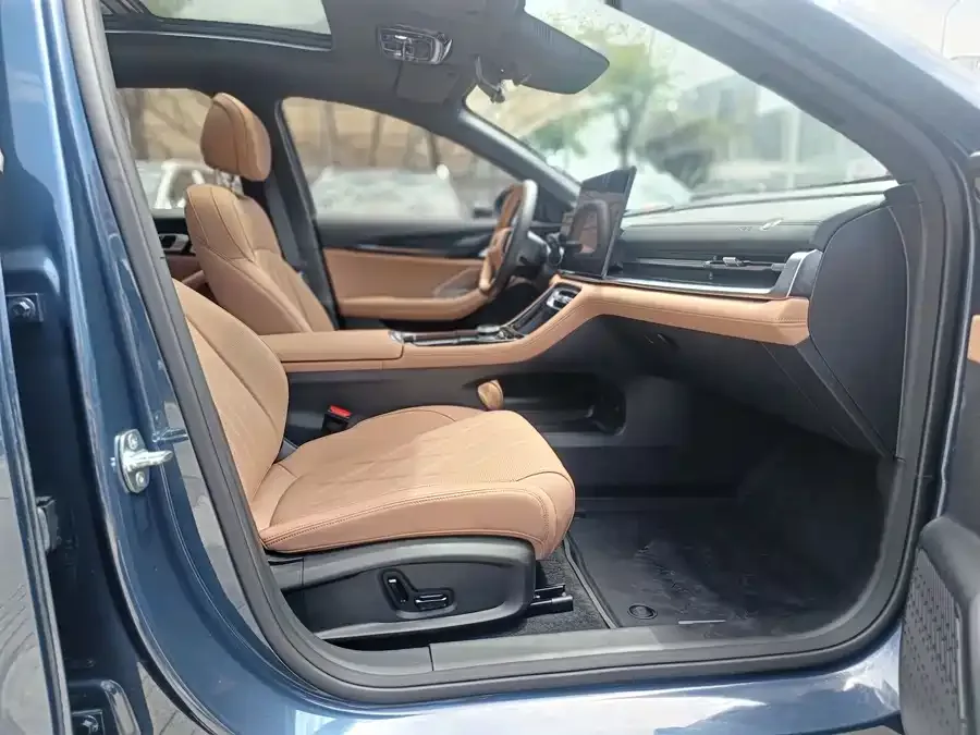 Geely Galaxy A7 Galaxy A7 2025 EM-i 150km Starship Edition 2026 — миниатюра 5