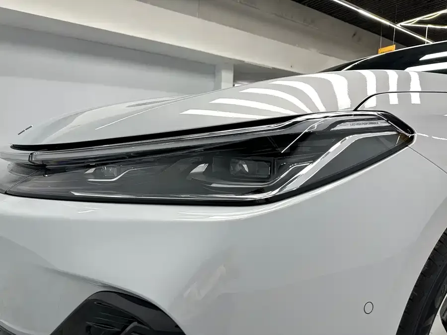 Geely Galaxy A7 Galaxy A7 2025 EM-i 150km Explorer+ Edition 2026 — миниатюра 5